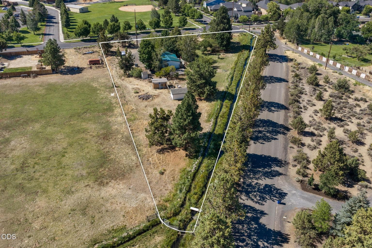 Photo of 21010 Yeoman Road 32 of 33