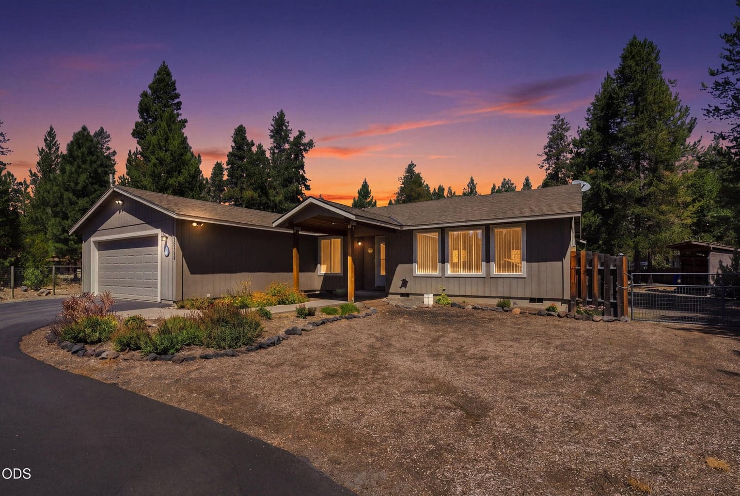 Photo of 16108 Leona Lane 1 of 49