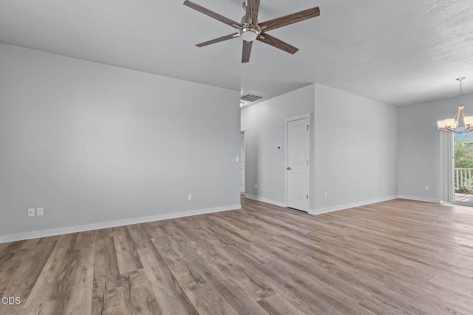 Photo of 229 Alfalfa Drive 14 of 31