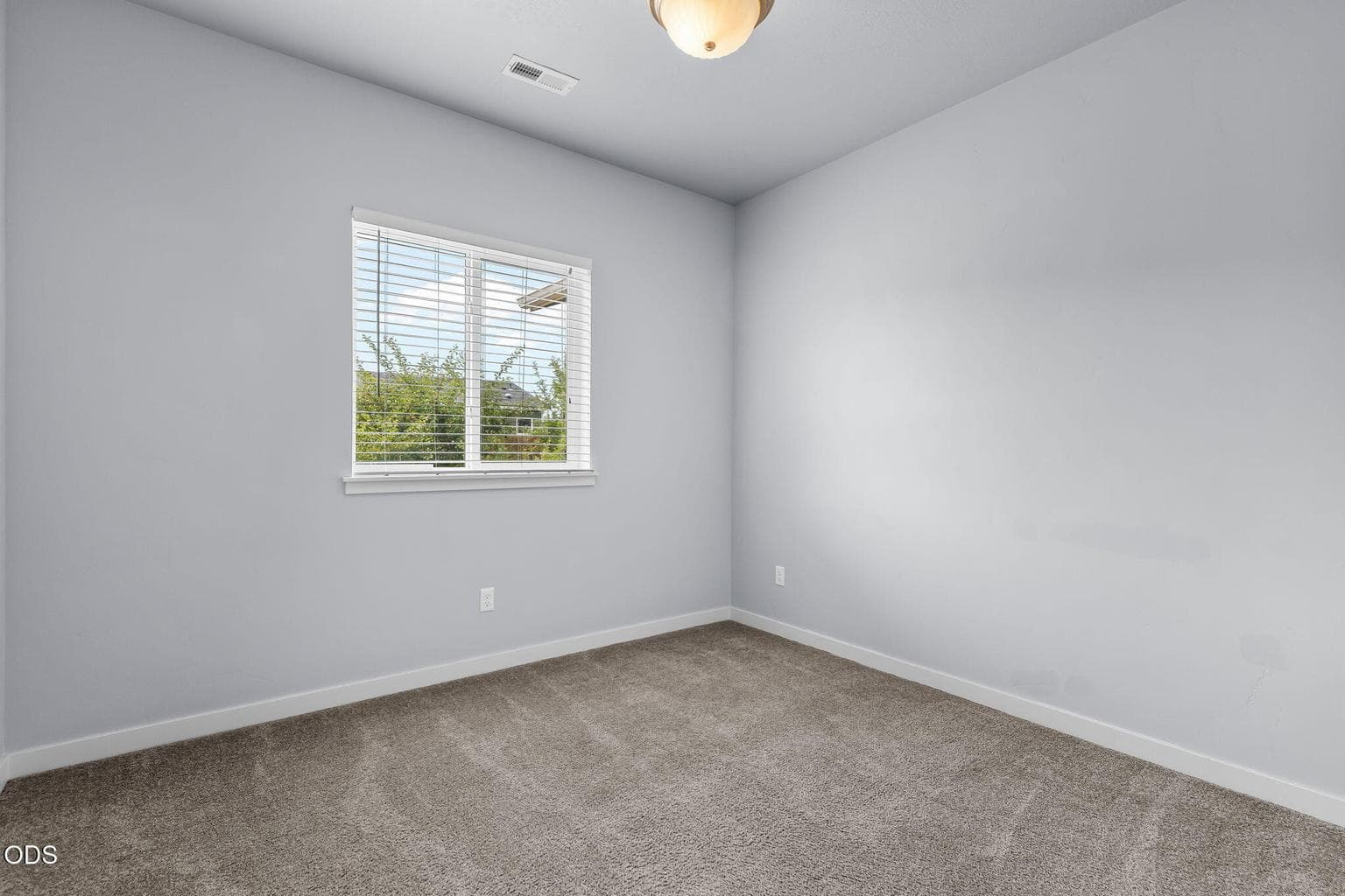 Photo of 229 Alfalfa Drive 15 of 31