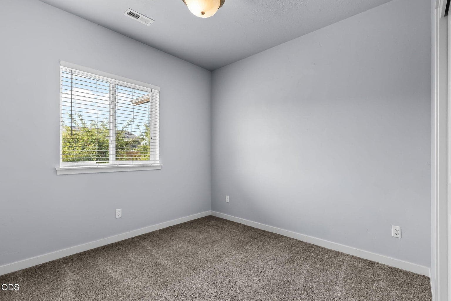 Photo of 229 Alfalfa Drive 16 of 31