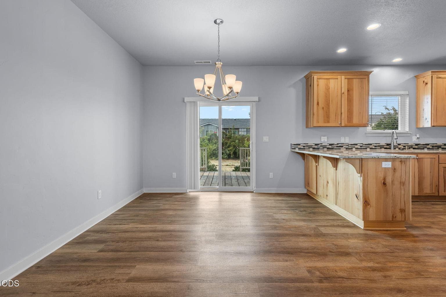 Photo of 229 Alfalfa Drive 6 of 31