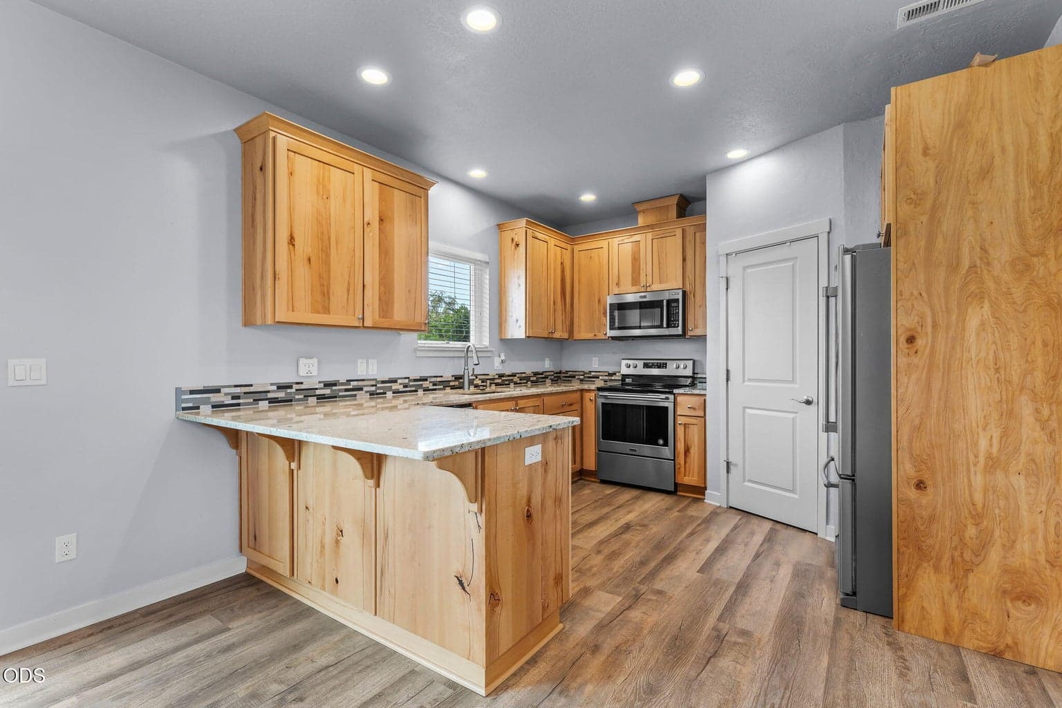 Photo of 229 Alfalfa Drive 9 of 31