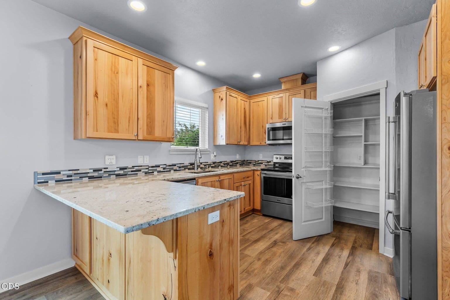 Photo of 229 Alfalfa Drive 12 of 31