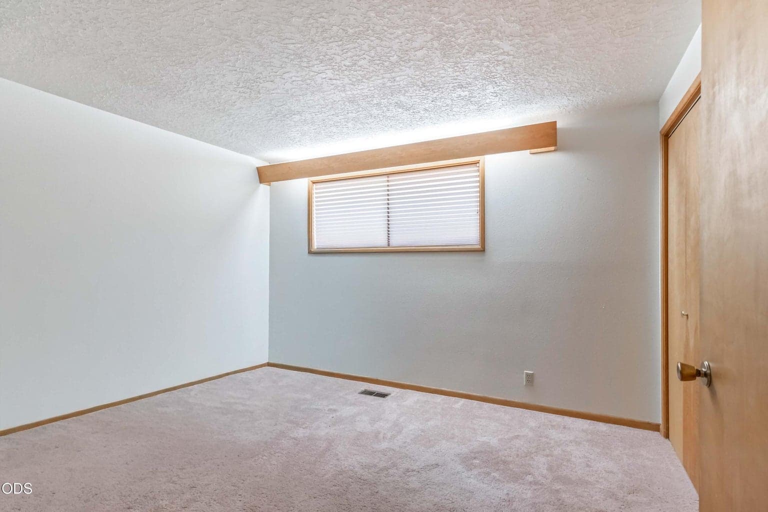 Photo of 410 SE 10th Street 16 of 25