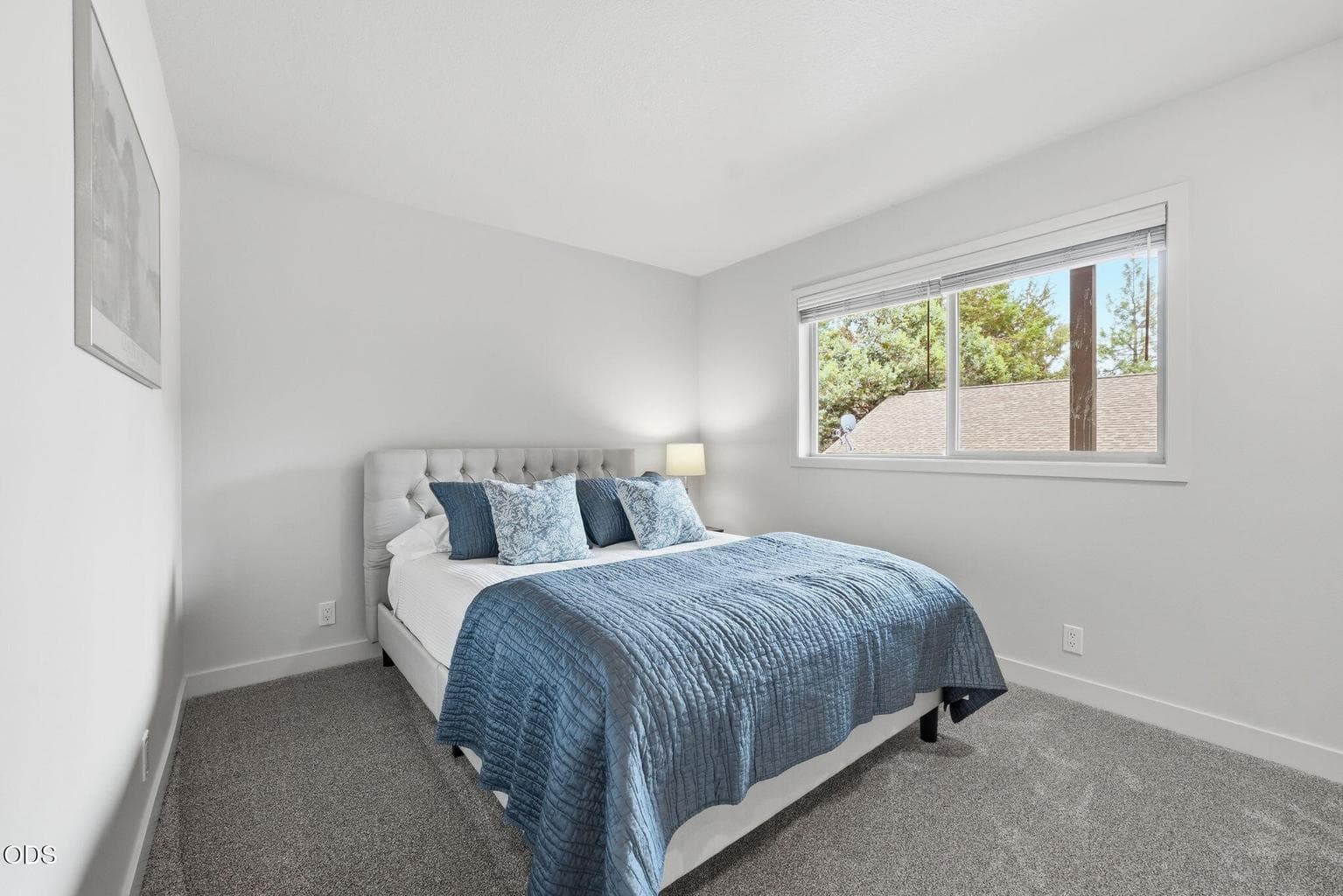 Photo of 1287 NW City Heights Drive 16 of 37