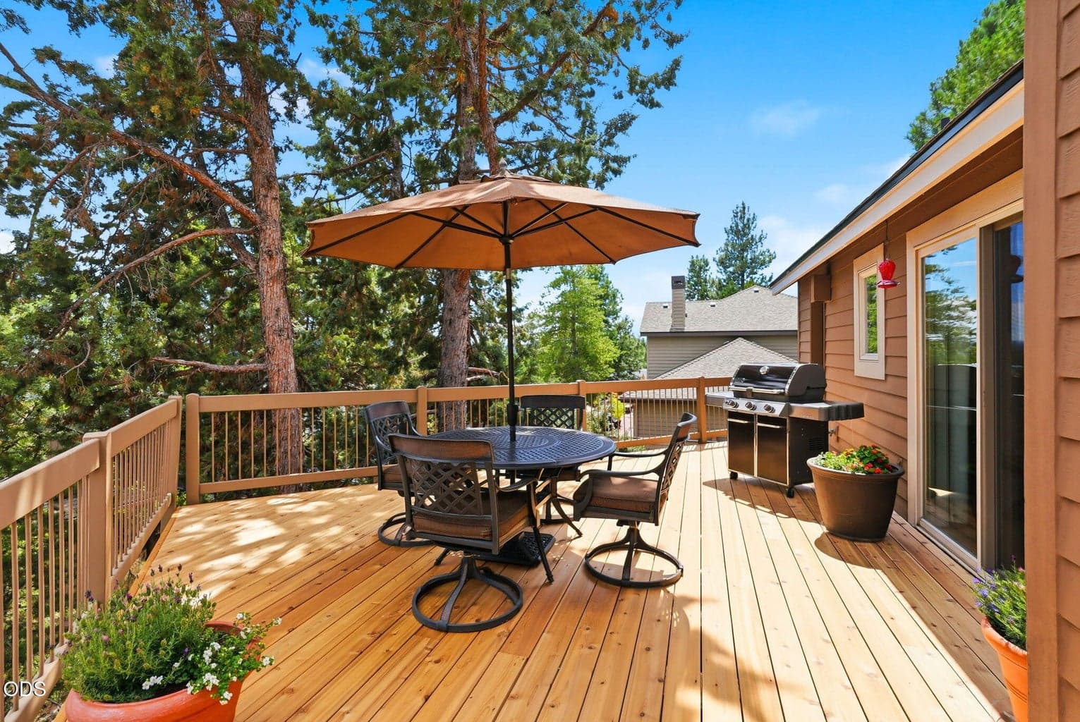 Photo of 1287 NW City Heights Drive 21 of 37