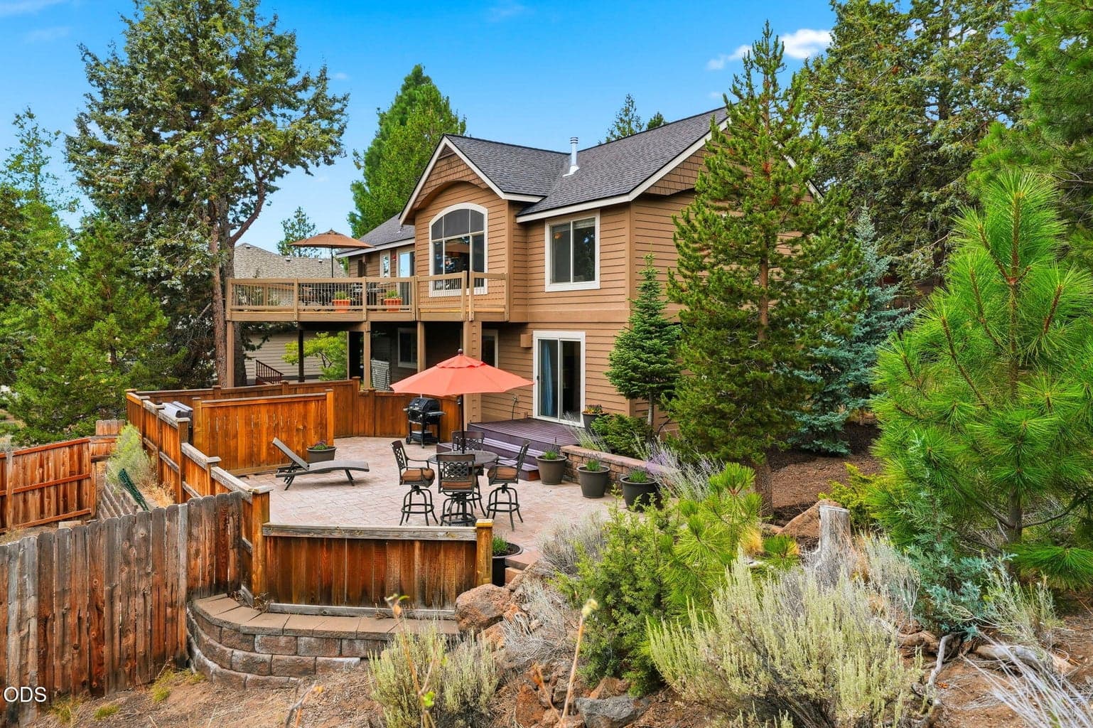 Photo of 1287 NW City Heights Drive 29 of 37