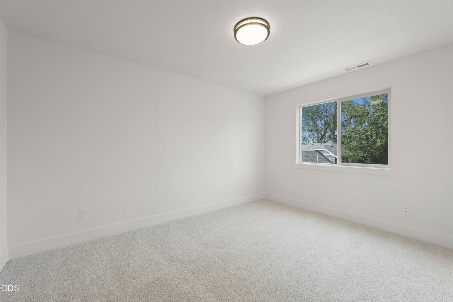 Photo of 21262 NE Beall Drive 36 of 46