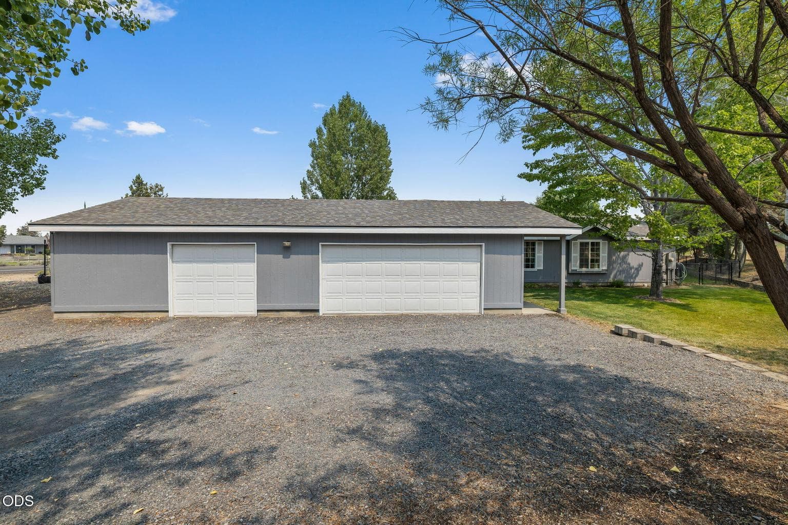 Photo of 62362 Powell Butte Highway 5 of 44