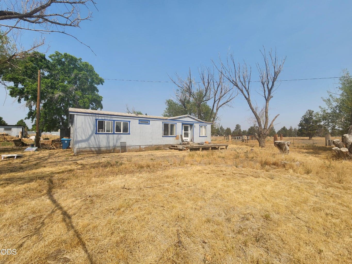 Photo of 65665 61st Street 4 of 13