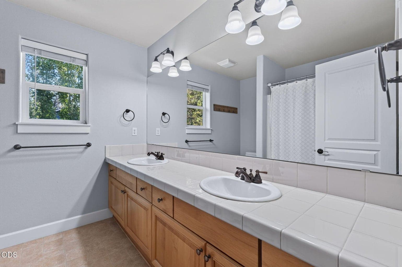Photo of 20308 Aberdeen Drive 30 of 35