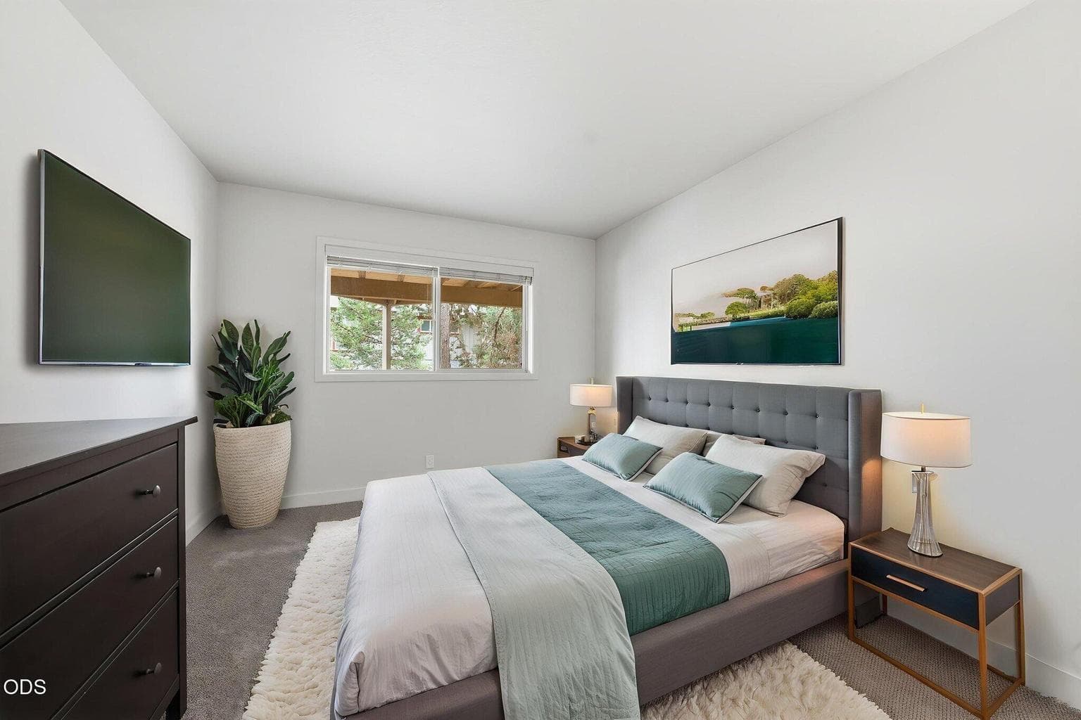 Photo of 1287 NW City Heights Drive 18 of 37