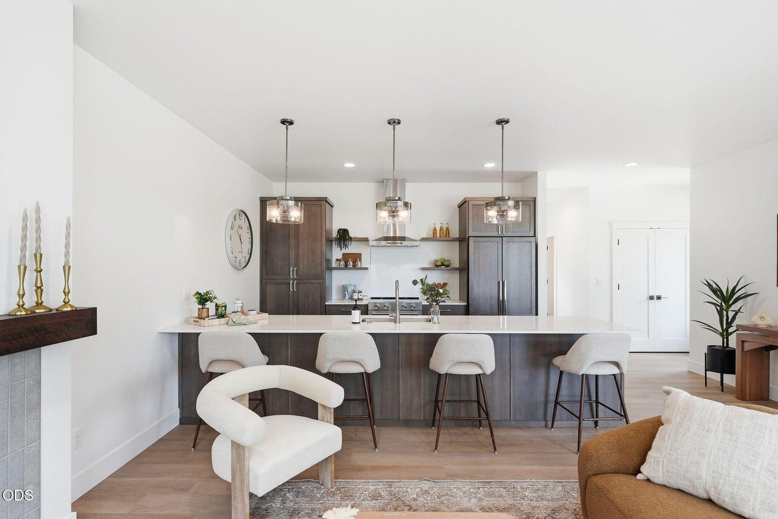 Photo of 148 Copperwood Court 5 of 32