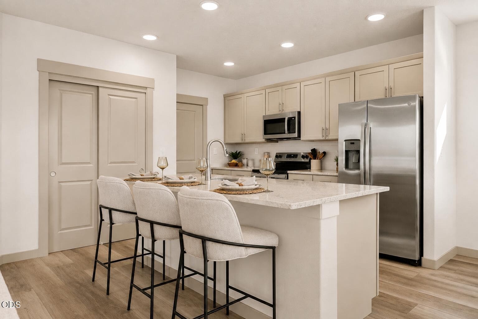 Photo of 4615 Salmon Avenue 3 of 31