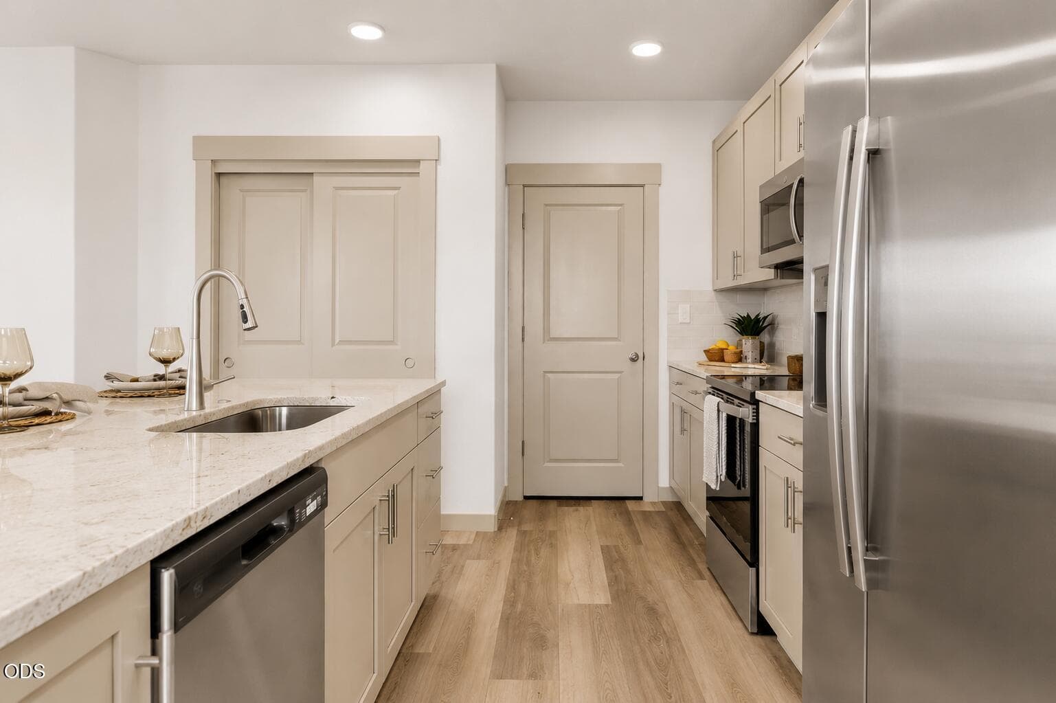 Photo of 4615 Salmon Avenue 4 of 31