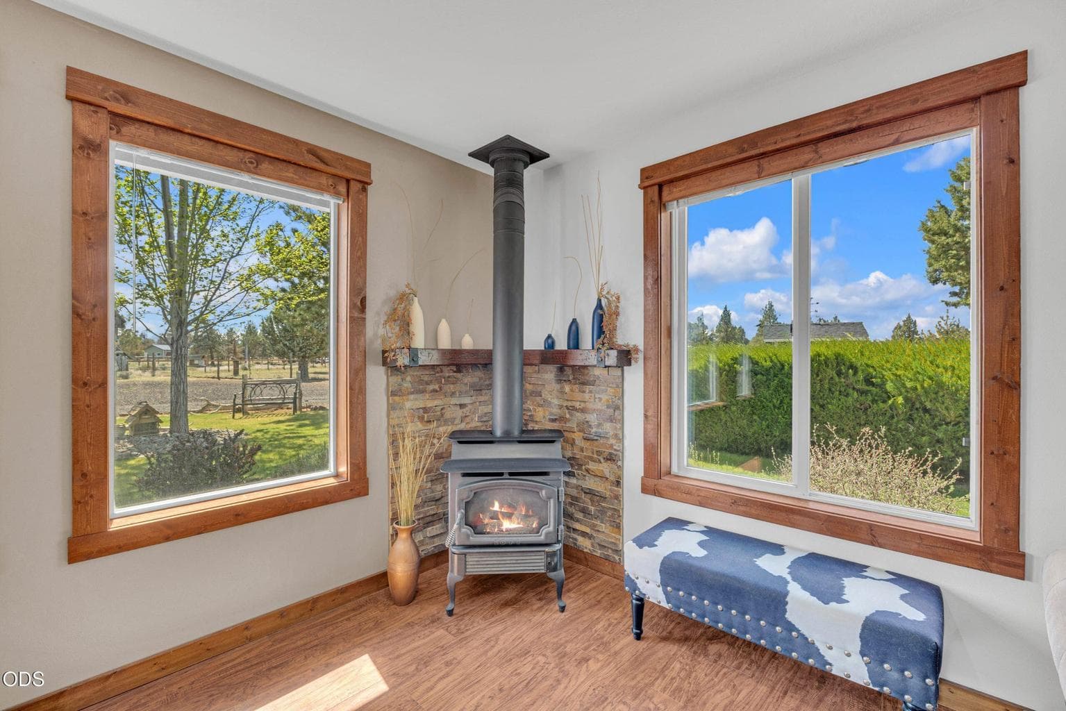 Photo of 6292 Cougar Road 5 of 25