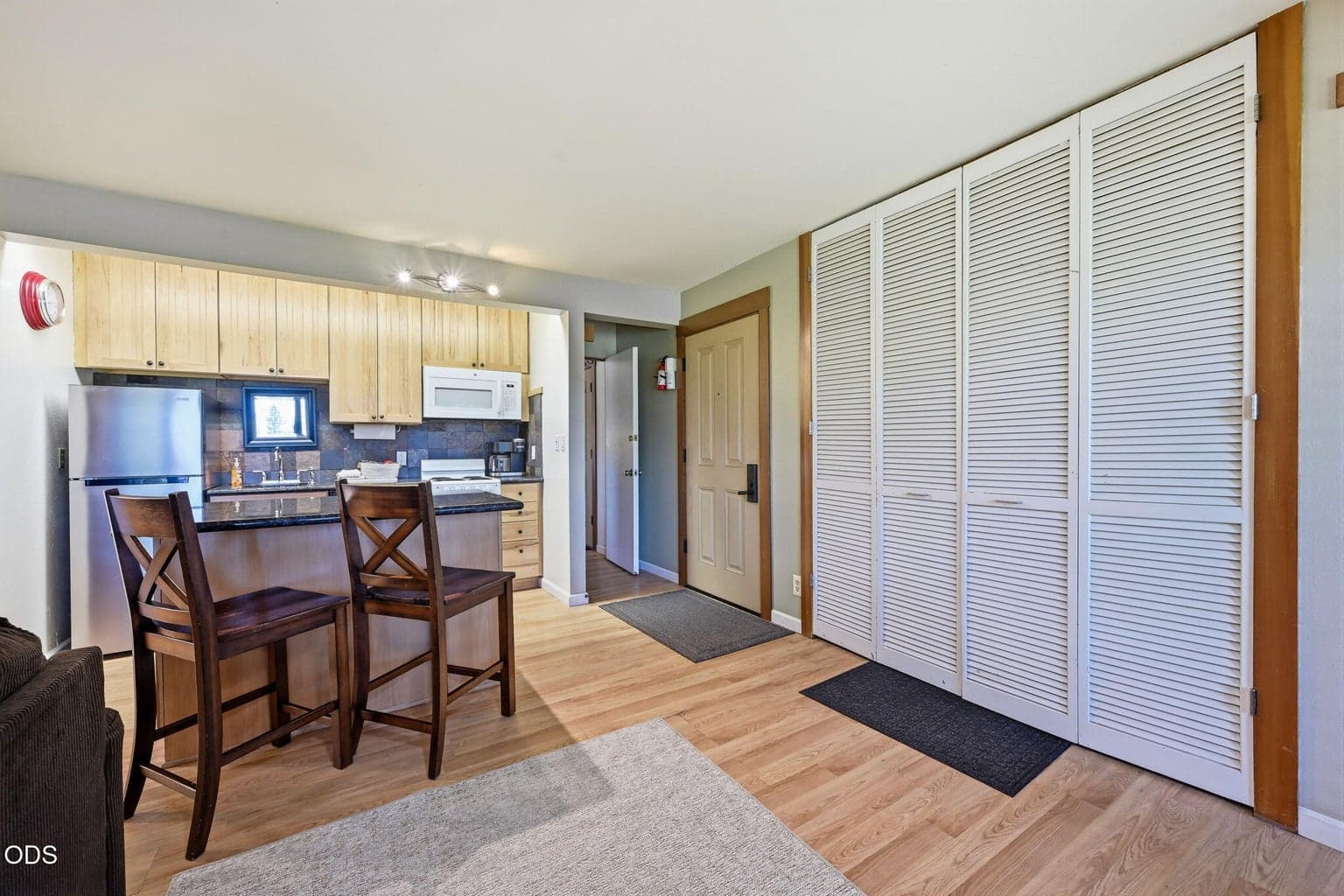 Photo of 18575 SW Century Drive 7 of 57