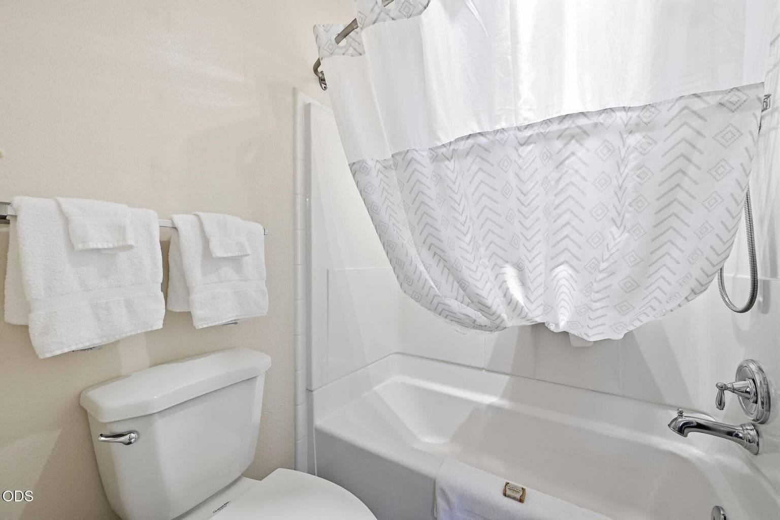 Photo of 18575 SW Century Drive 23 of 57