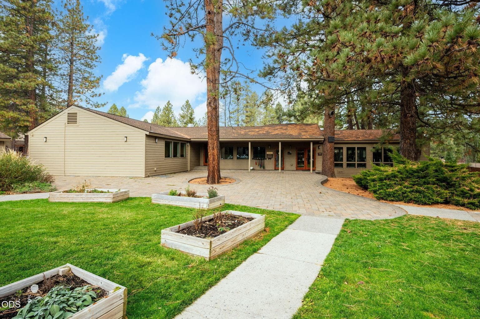 Photo of 18575 SW Century Drive 45 of 57