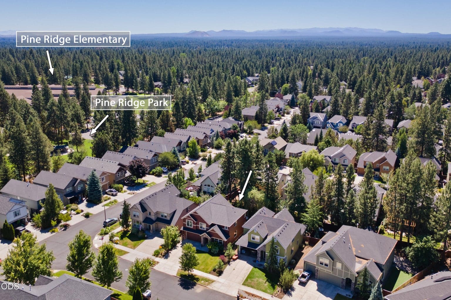 Just moments to Deschutes River Trail, Pine Ridge Elementary, community pool, fitness center, tennis courts, and neighborhood parks.