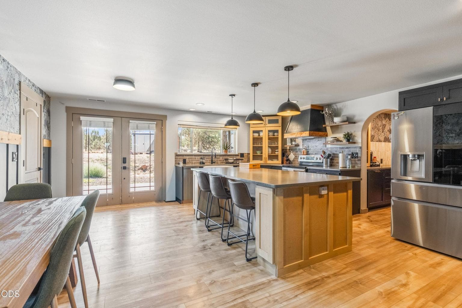 Photo of 7043 Highland Drive 6 of 29
