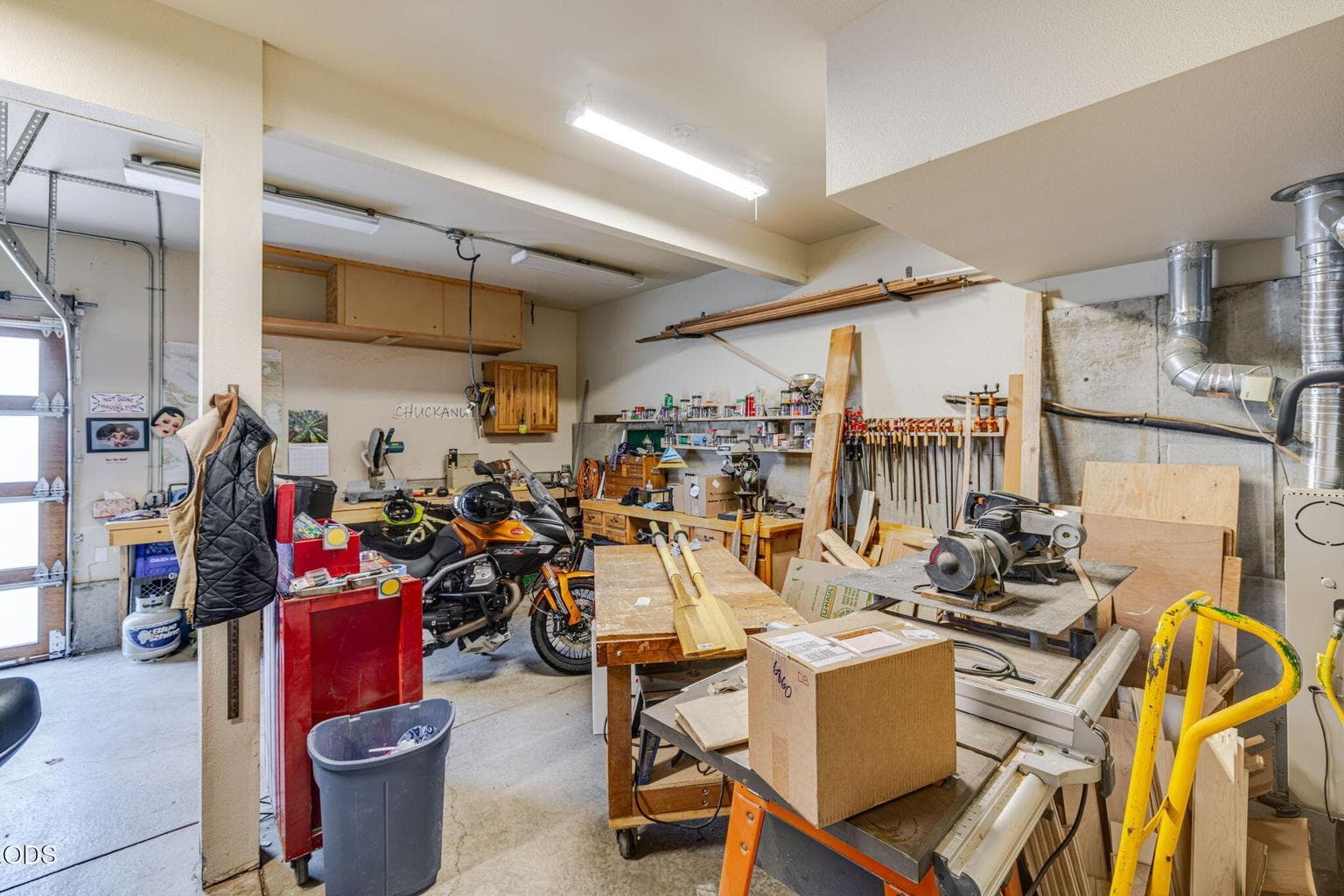 Photo of 2258 SW 36th Street 35 of 45