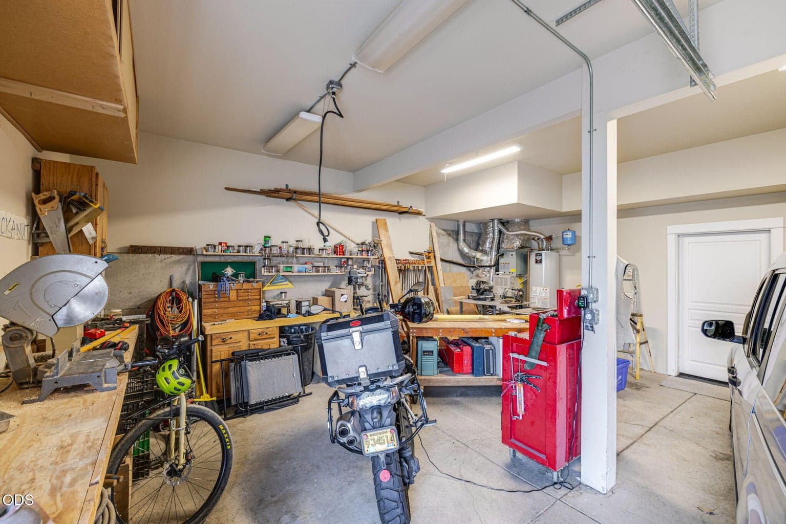 Photo of 2258 SW 36th Street 36 of 45