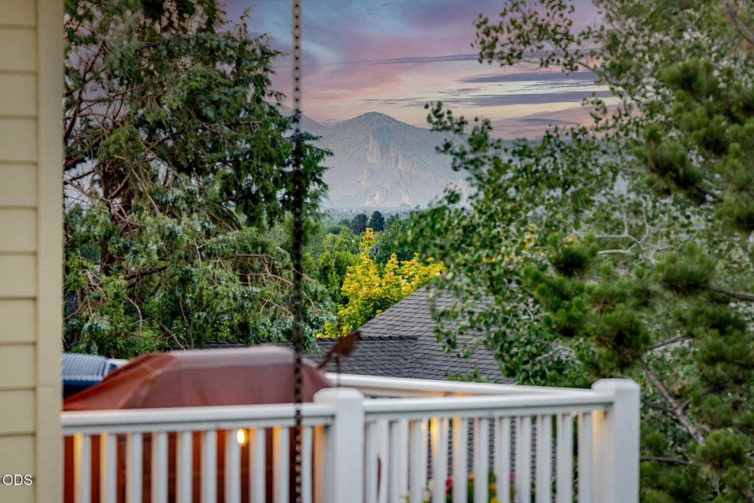 Photo of 2258 SW 36th Street 3 of 45