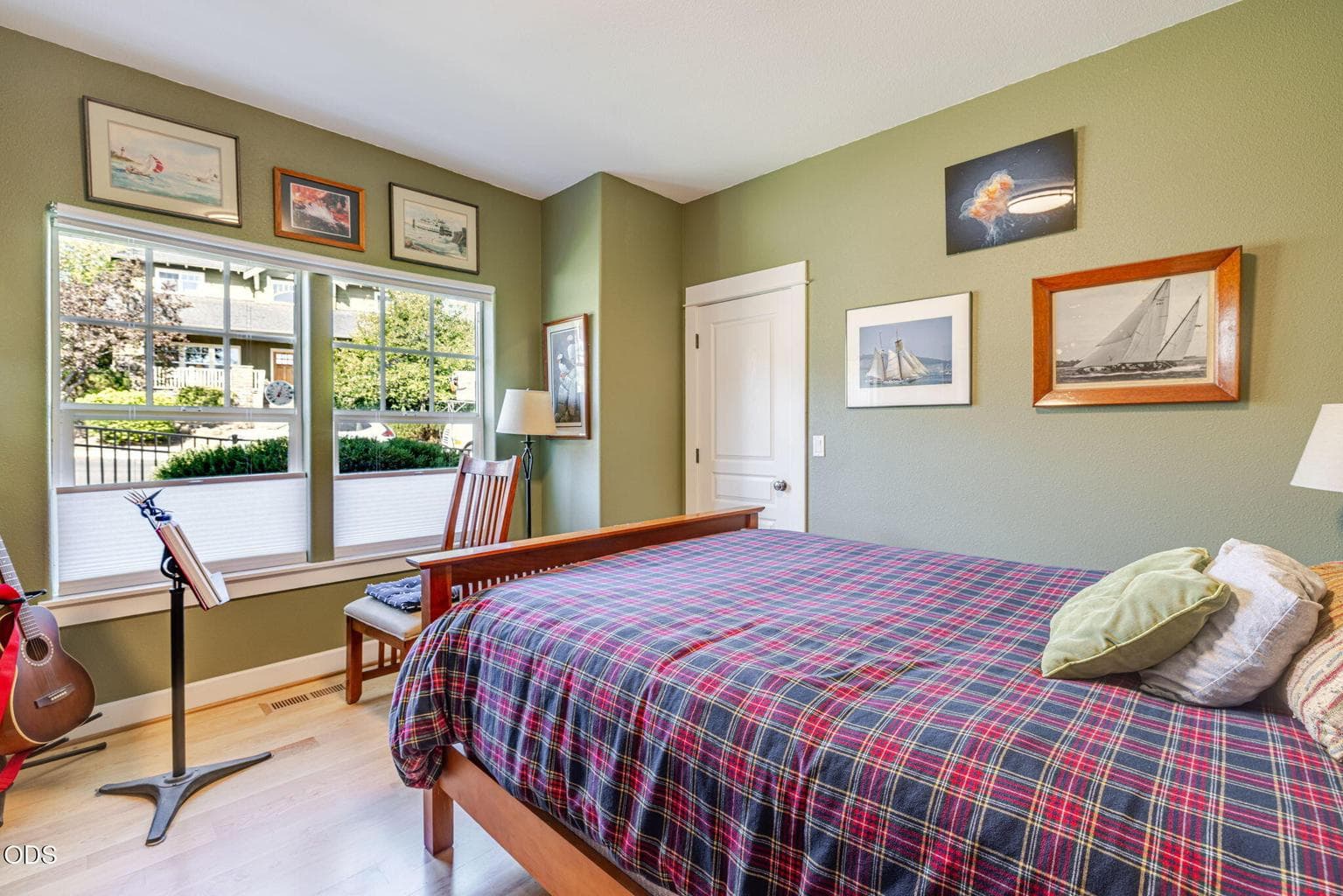 Photo of 2258 SW 36th Street 30 of 45