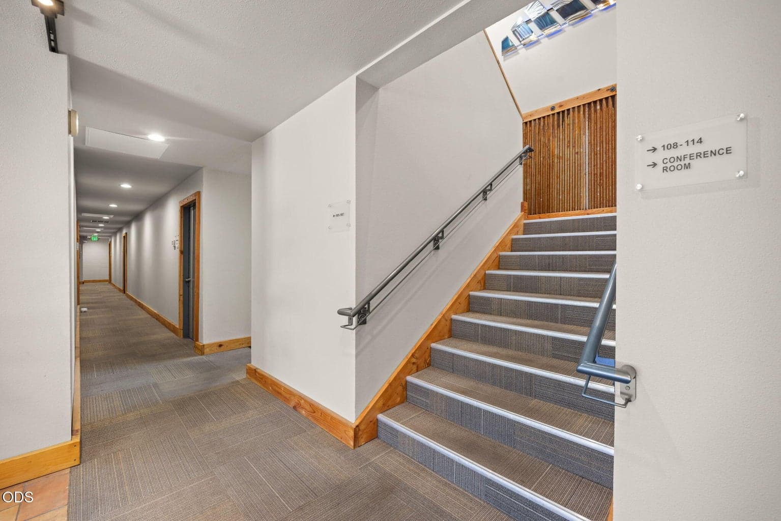 Photo of 354 Greenwood Avenue 5 of 27