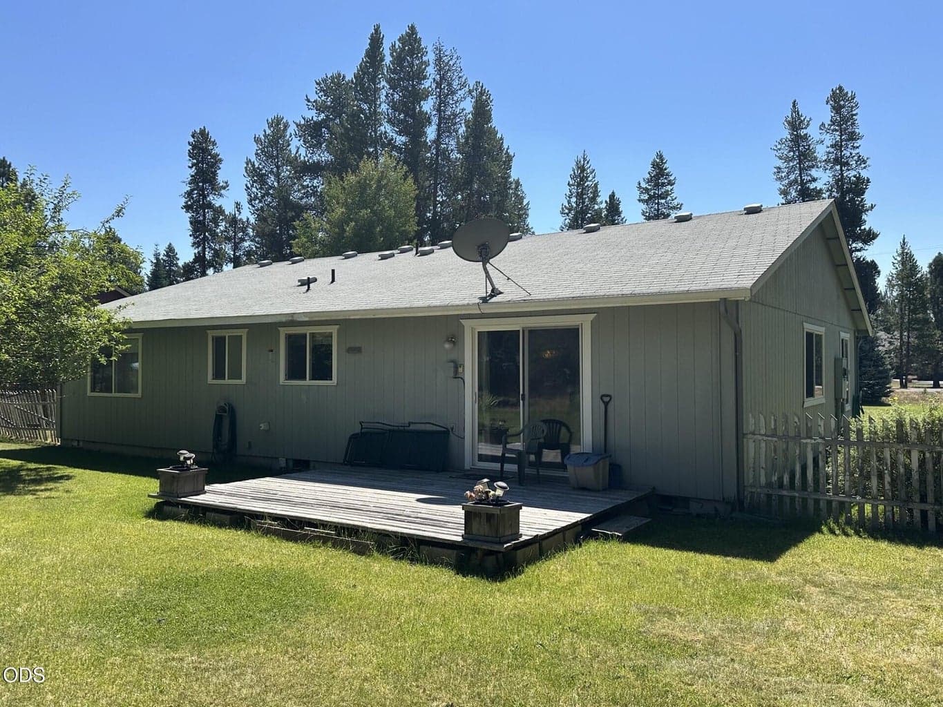 Photo of 17284 Kingfisher Drive 4 of 6