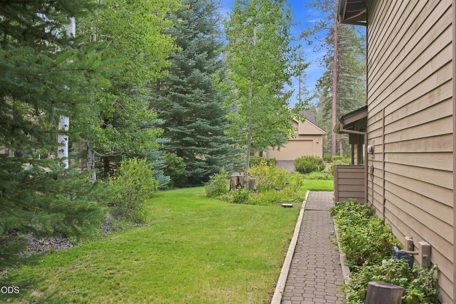 Photo of 18210 Ollalie Lane 45 of 61