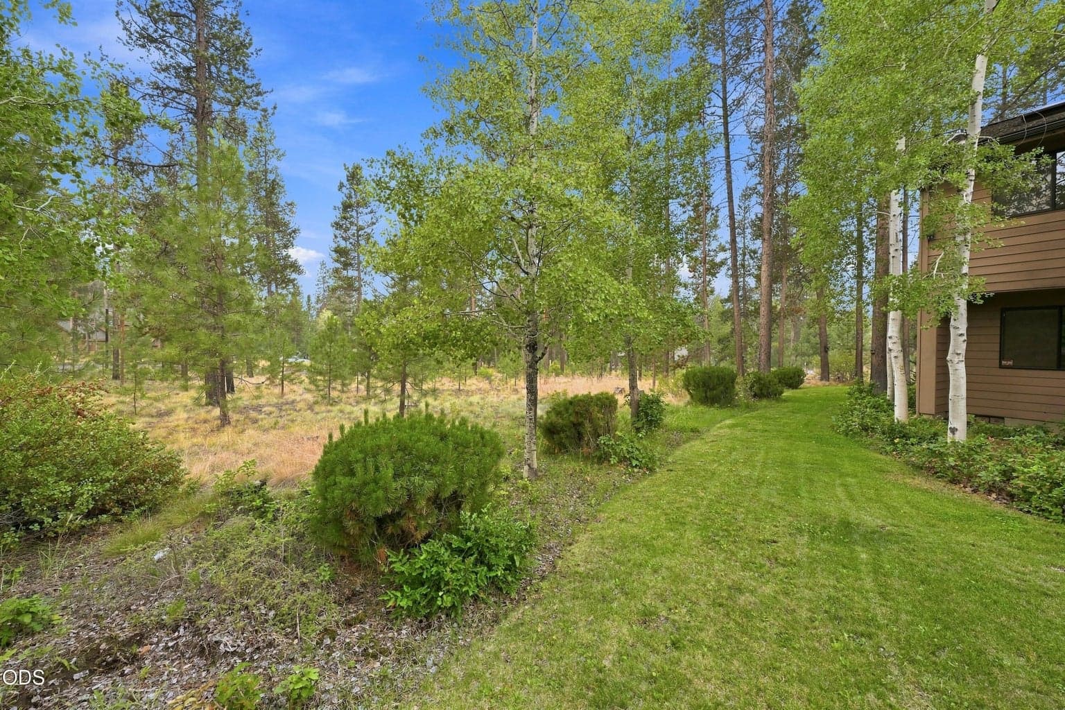 Photo of 18210 Ollalie Lane 41 of 61