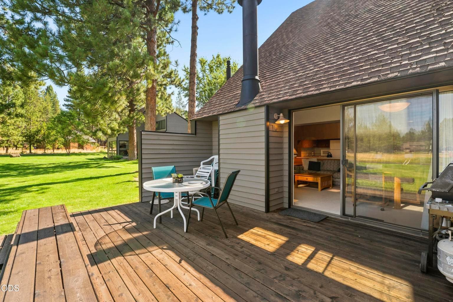 Photo of 57331 Overlook Road 1 of 40