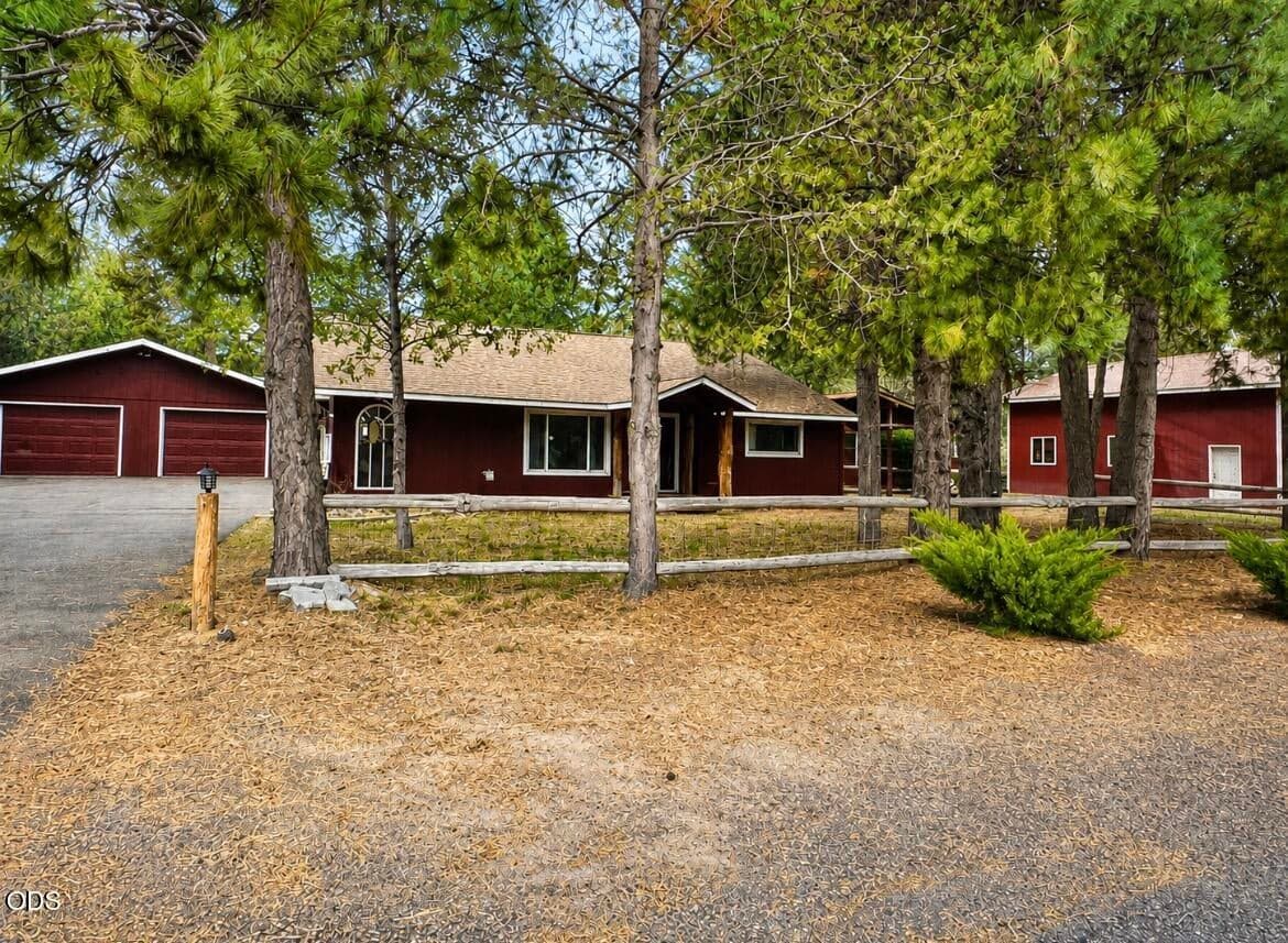Photo of 52531 Lost Ponderosa Road 3 of 58