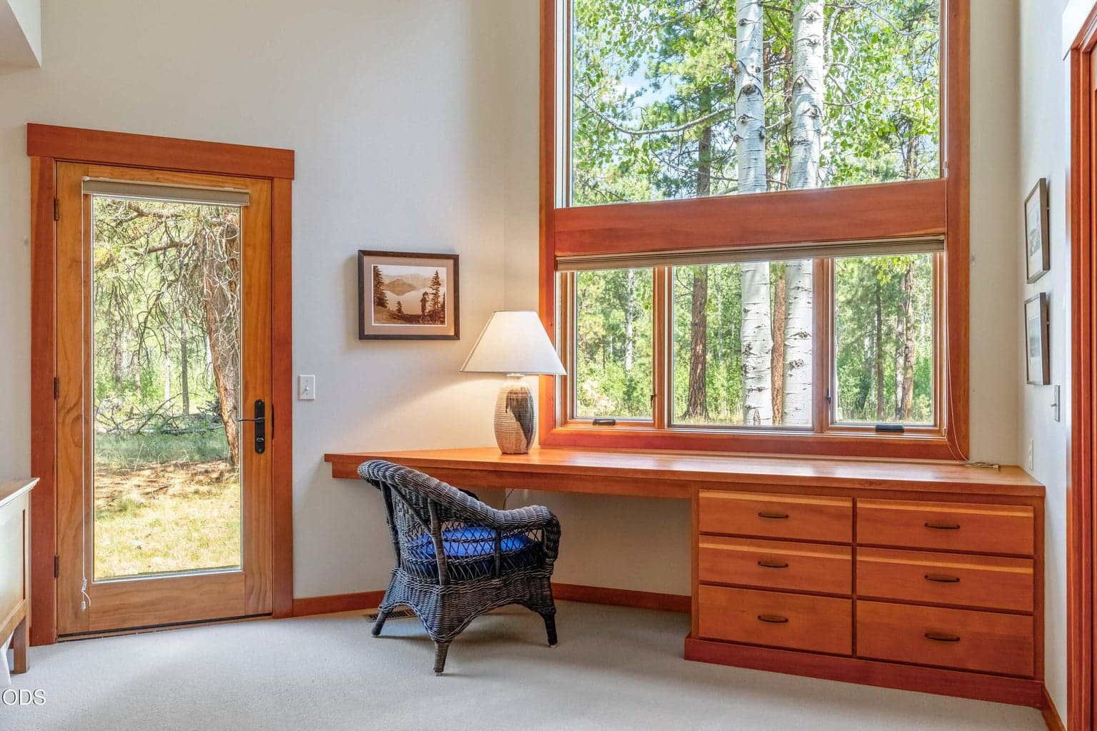 Photo of 70535 Salal 22 of 55