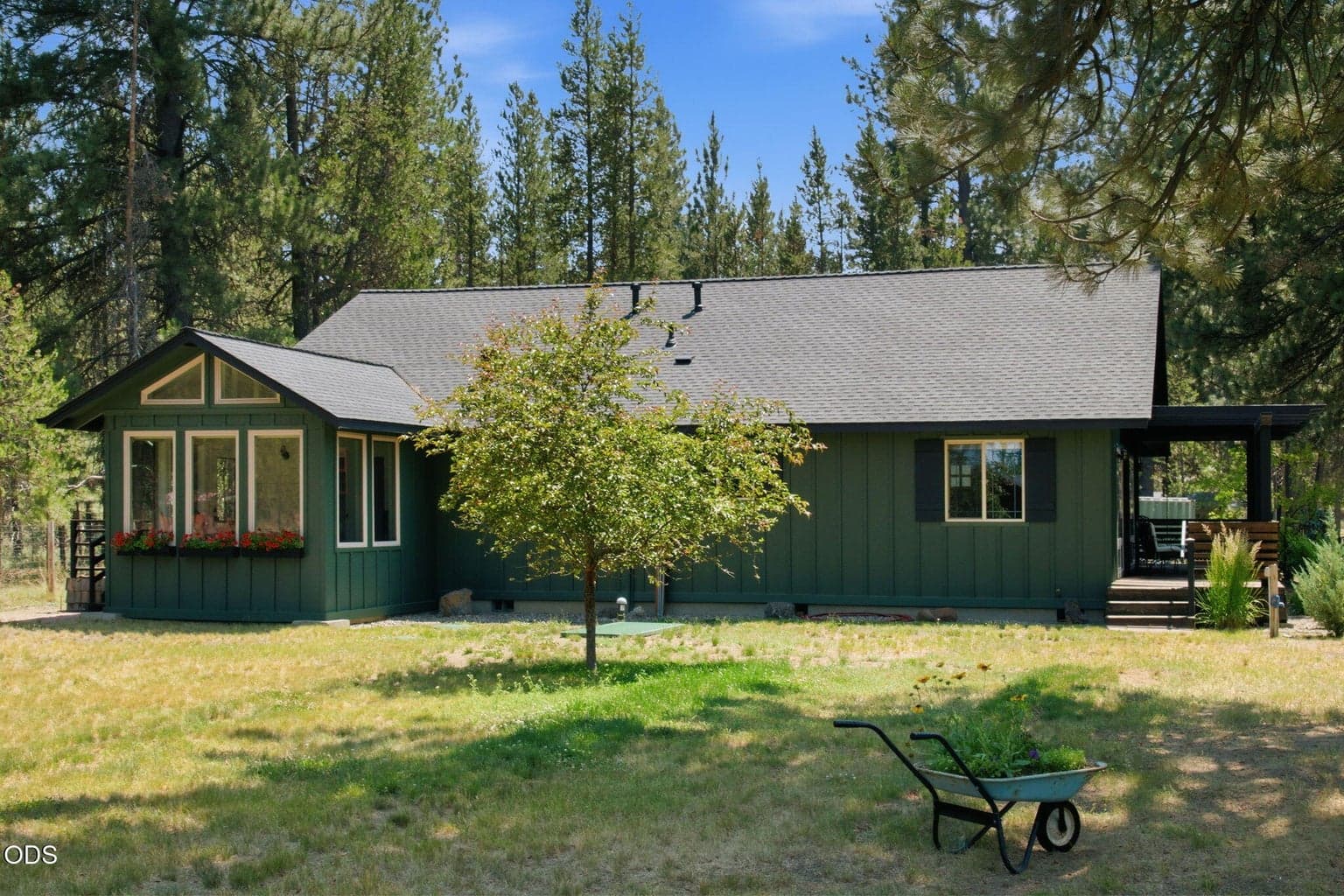 Photo of 54634 Silver Fox Drive 4 of 40