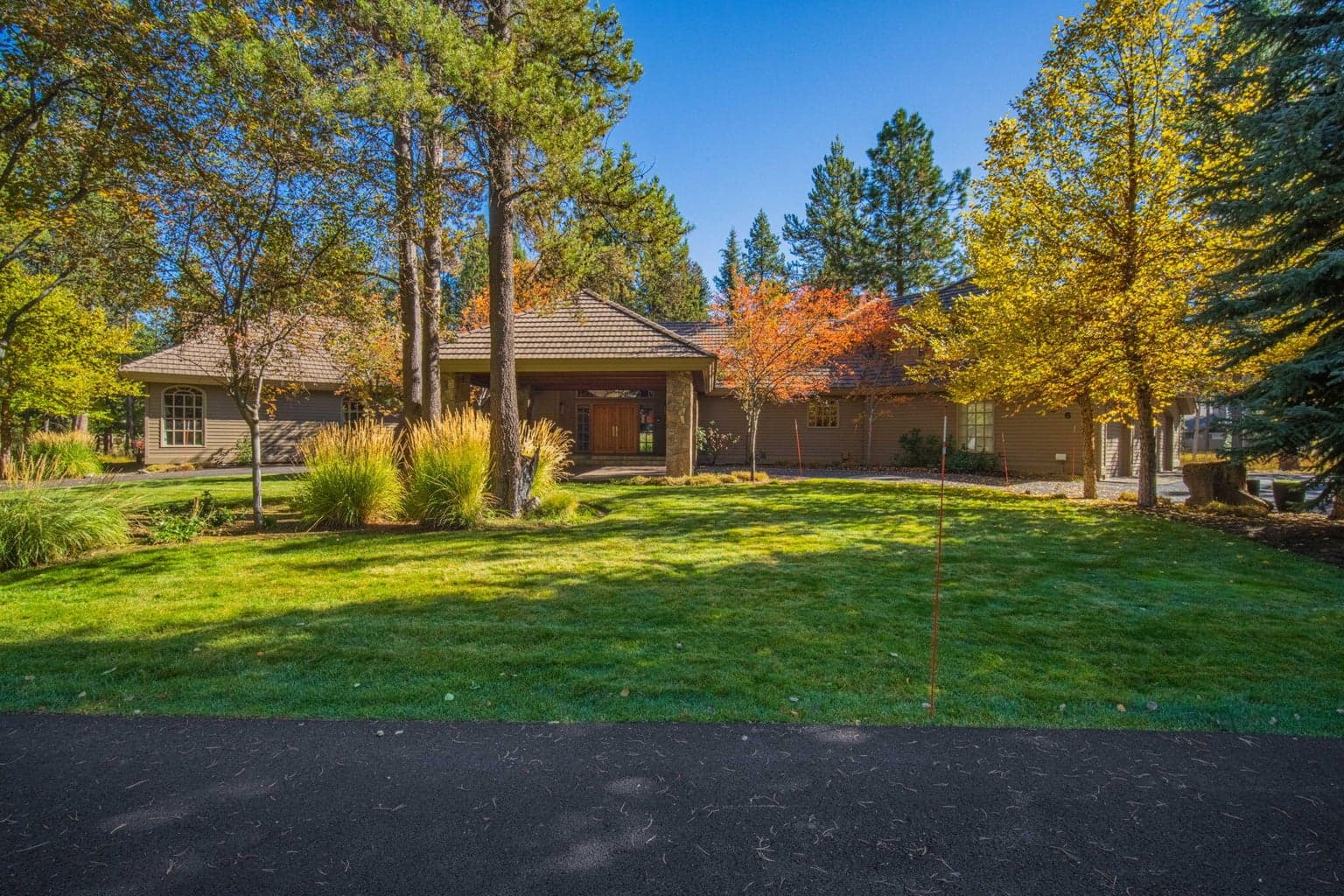 Photo of 17685 Warbler West Lane 1 of 52