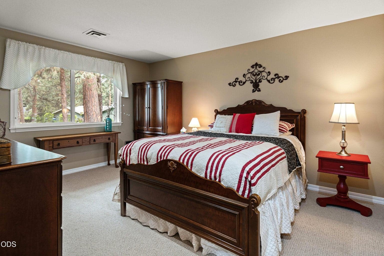 Large second bedroom
