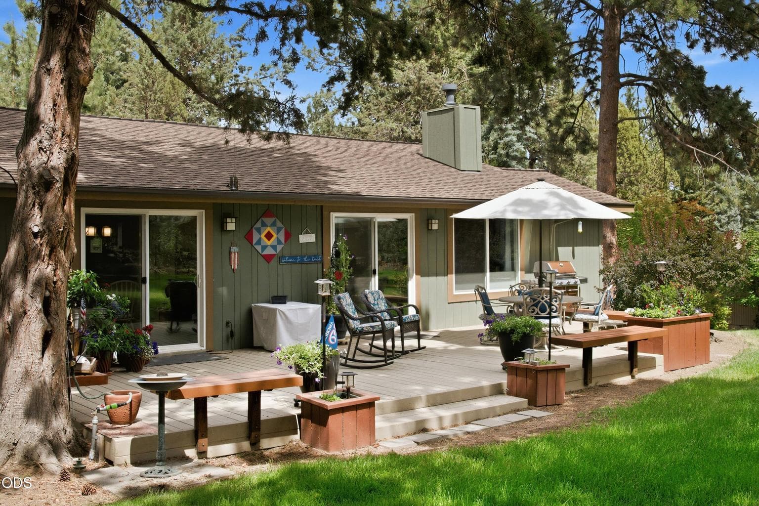 Lovely back deck
