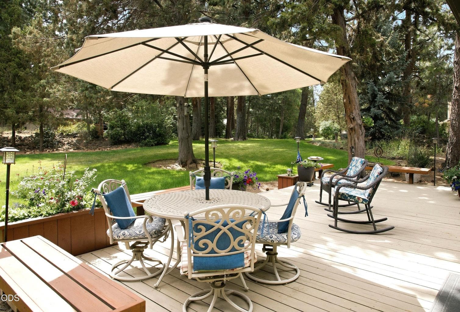 Enjoy your morning cup of coffee surrounded by beauty and nature