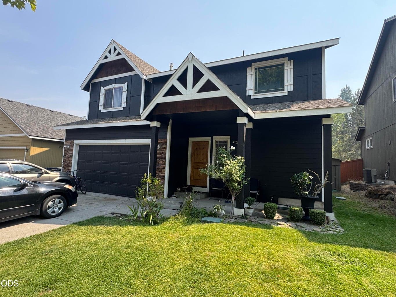 Photo of 20301 Knightsbridge Place 1 of 29