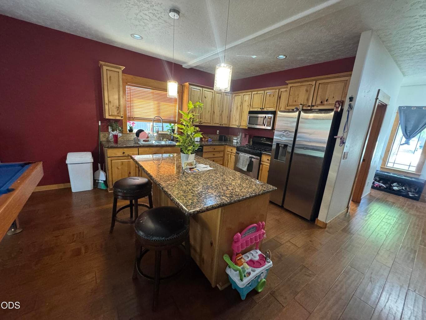 Photo of 20301 Knightsbridge Place 5 of 29
