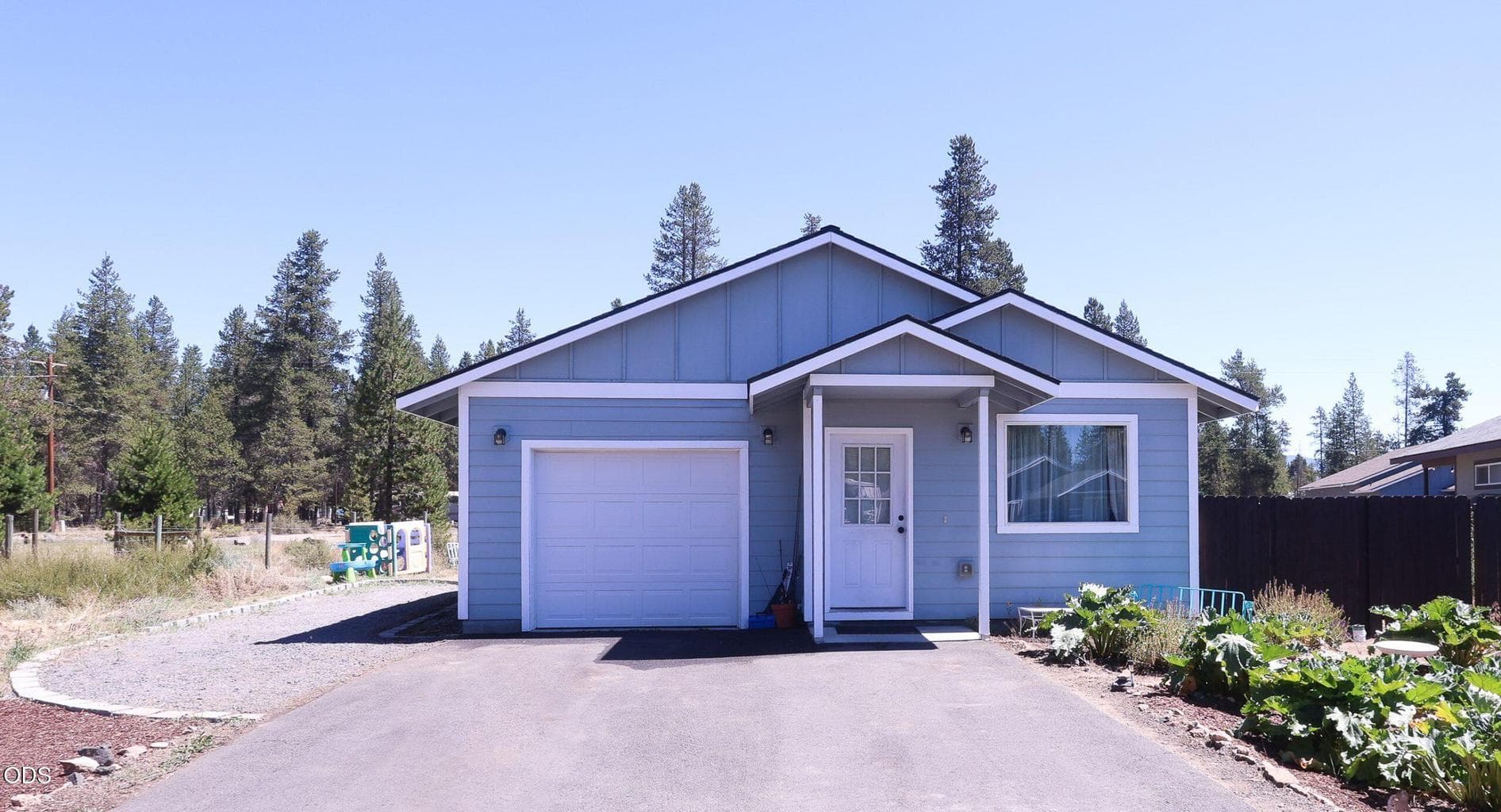 Photo of 52470 Medill Court 1 of 17