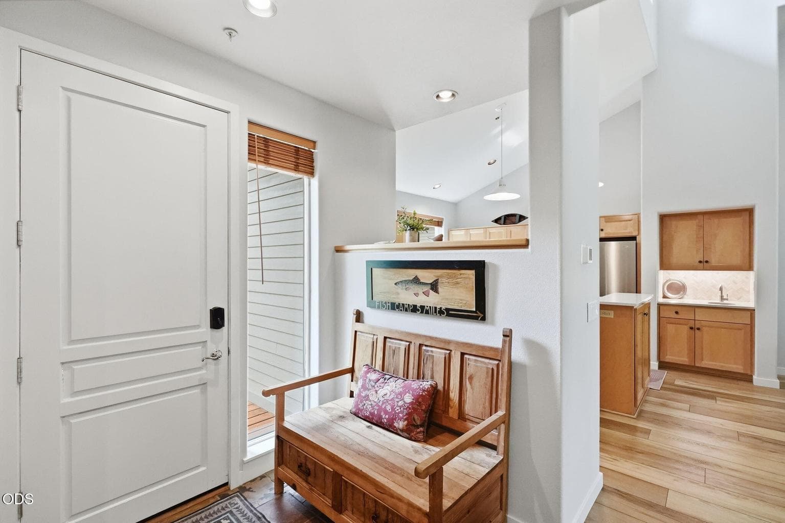 Photo of 60527 Seventh Mountain Drive 4 of 41