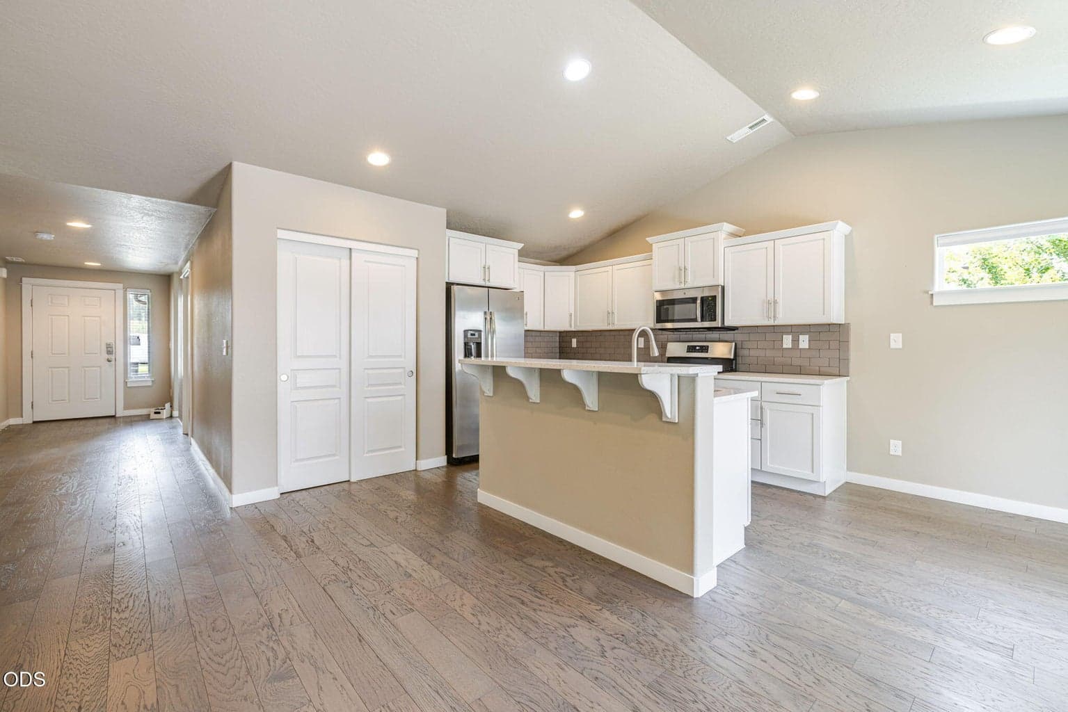 Photo of 20380 SE Lois Way 12 of 44