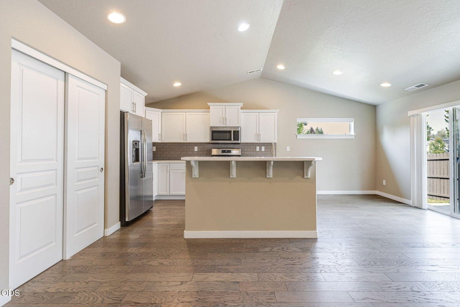 Photo of 20380 SE Lois Way 13 of 44