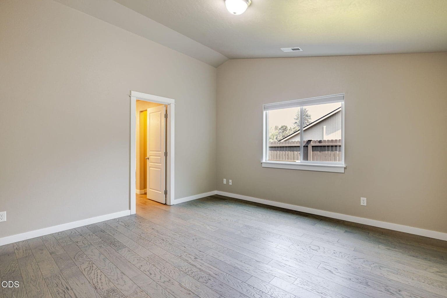 Photo of 20380 SE Lois Way 23 of 44