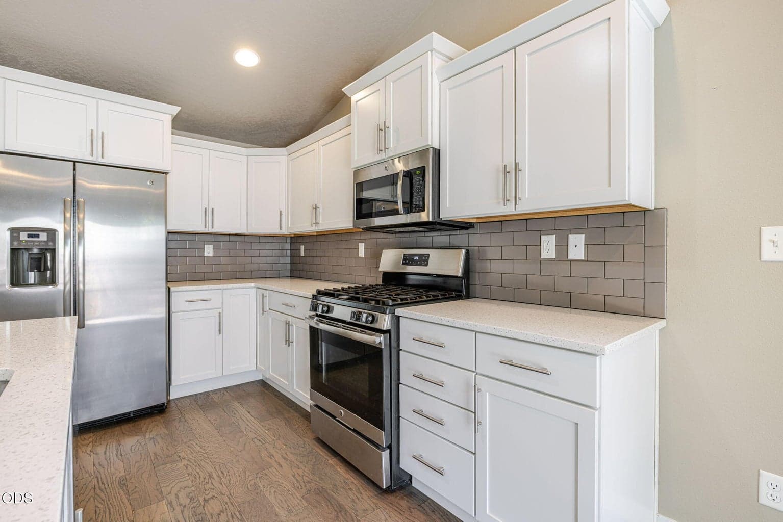 Photo of 20380 SE Lois Way 16 of 44